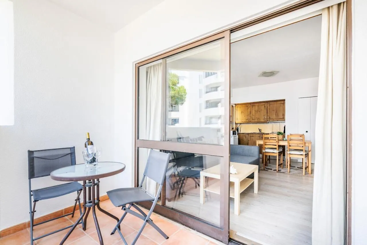 Lovely 1Bed Flat Short Walk To The Marina Vilamoura Quarteira 0*,  Portugal